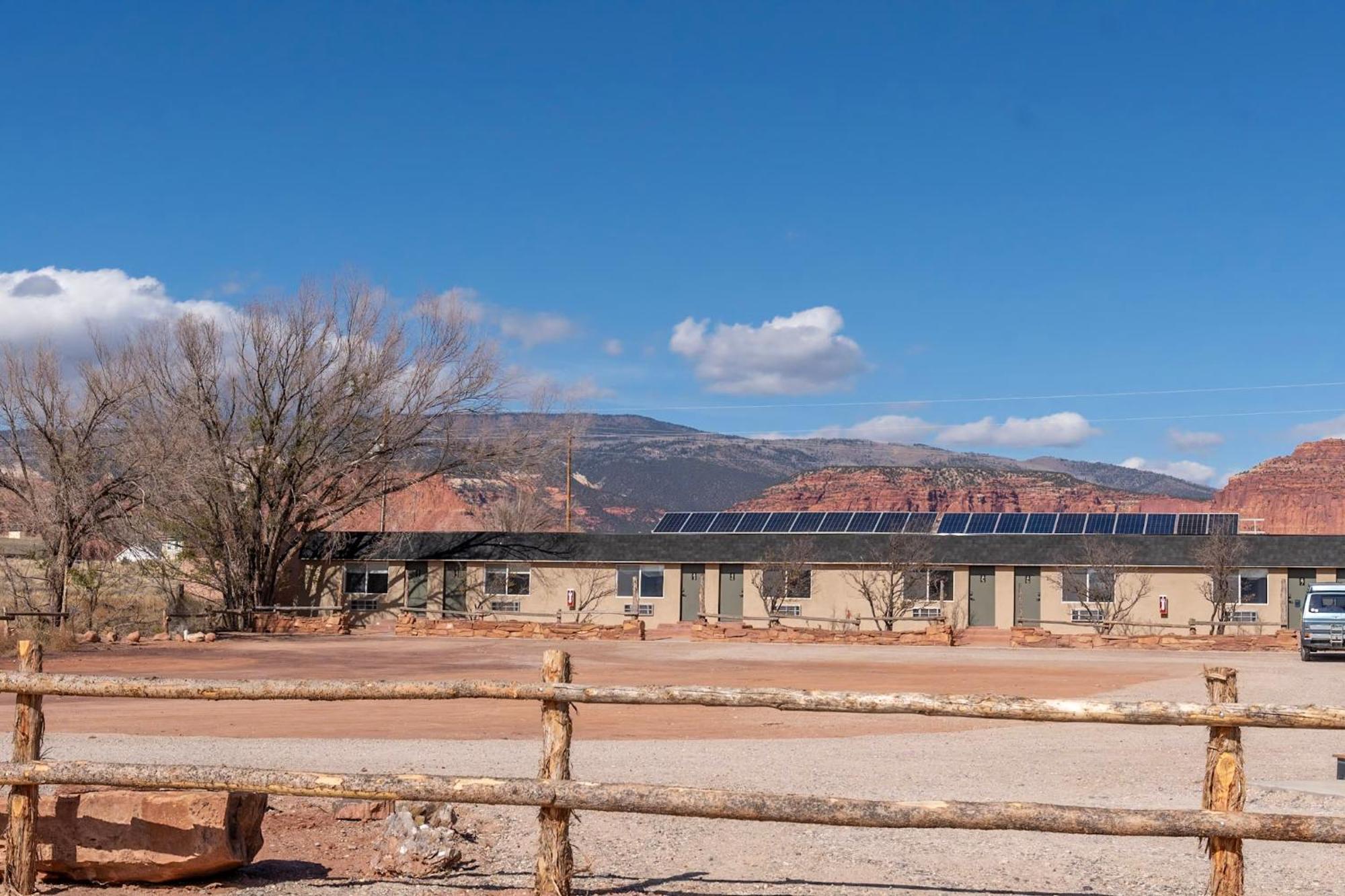 Casitas At Capitol Reef Apartment Torrey Exterior photo